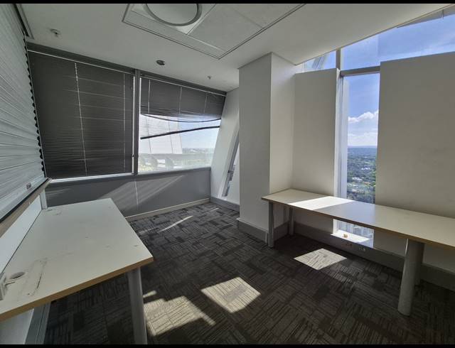 520M² OFFICE TO LET IN SANDTON CENTRAL